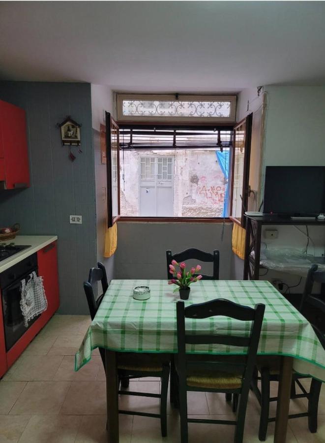 La Casa E Pulcinella Apartment เนเปิลส์ ภายนอก รูปภาพ
