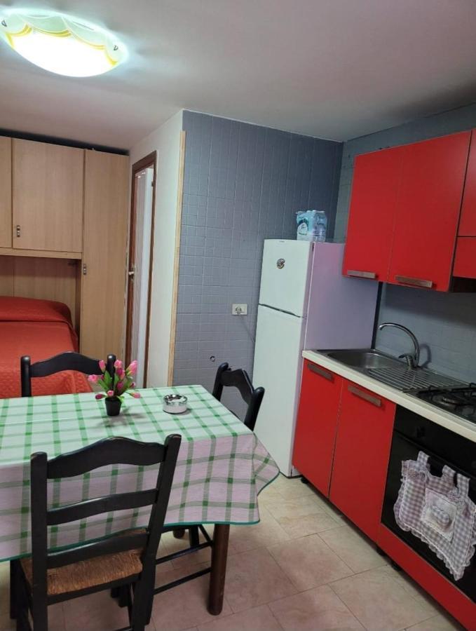 La Casa E Pulcinella Apartment เนเปิลส์ ภายนอก รูปภาพ